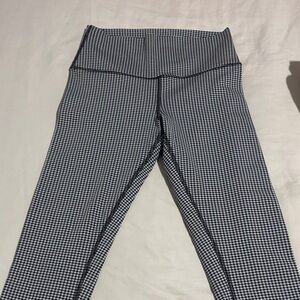 Alo Black and White Leggings